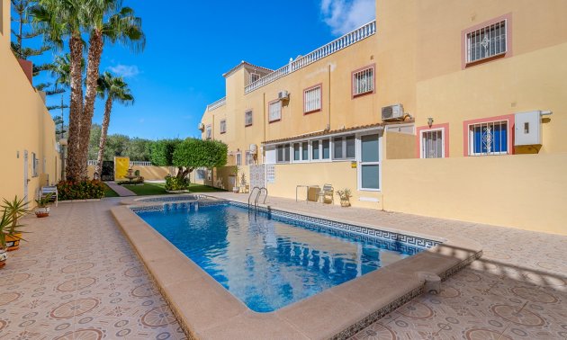Reventa - Apartamento / piso -
San Miguel de Salinas - Orihuela Costa
