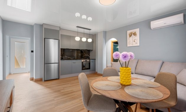 Reventa - Apartamento / piso -
San Miguel de Salinas - Orihuela Costa