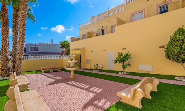 Reventa - Apartamento / piso -
San Miguel de Salinas - Orihuela Costa