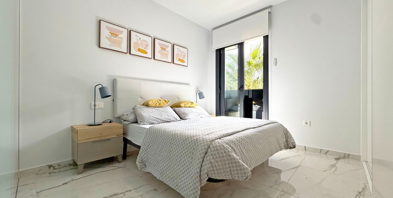 Rynek wtórny - Mieszkanie  -
Orihuela Costa - Los Altos