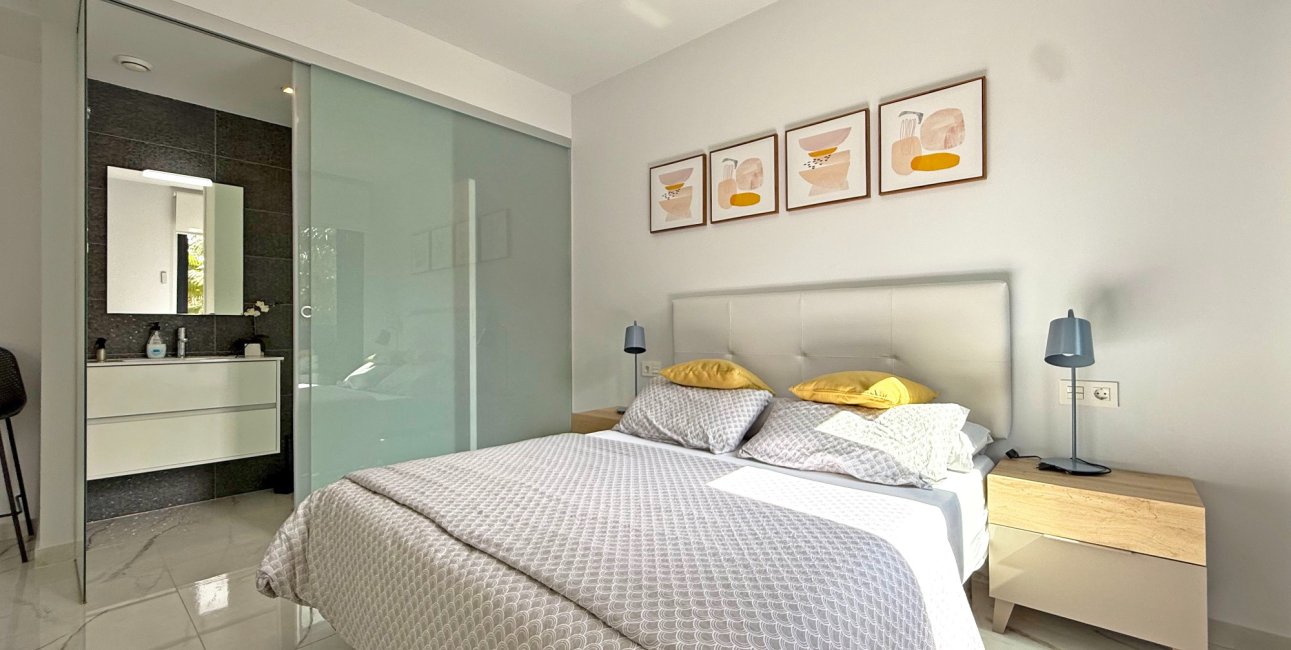 Rynek wtórny - Mieszkanie  -
Orihuela Costa - Los Altos