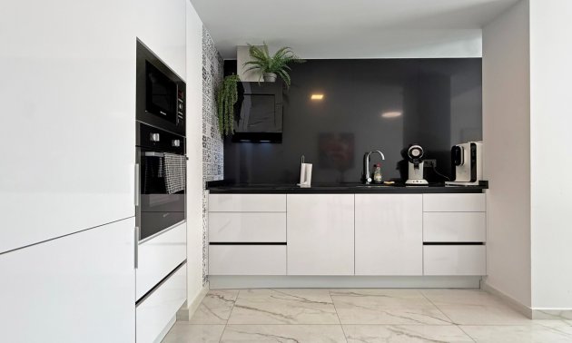 Rynek wtórny - Mieszkanie  -
Orihuela Costa - Los Altos