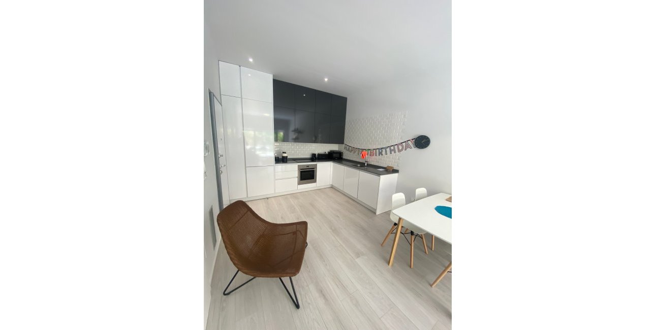 Resale - Apartment / flat -
Orihuela Costa - Villamartín