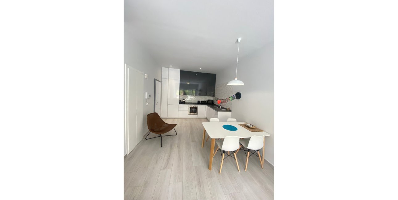 Resale - Apartment / flat -
Orihuela Costa - Villamartín