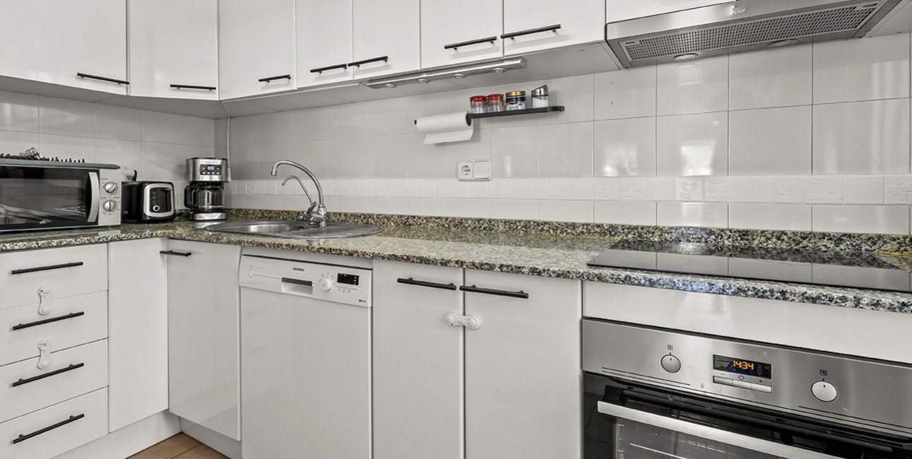 Resale - Villa -
Pilar de la Horadada - Pueblo Latino