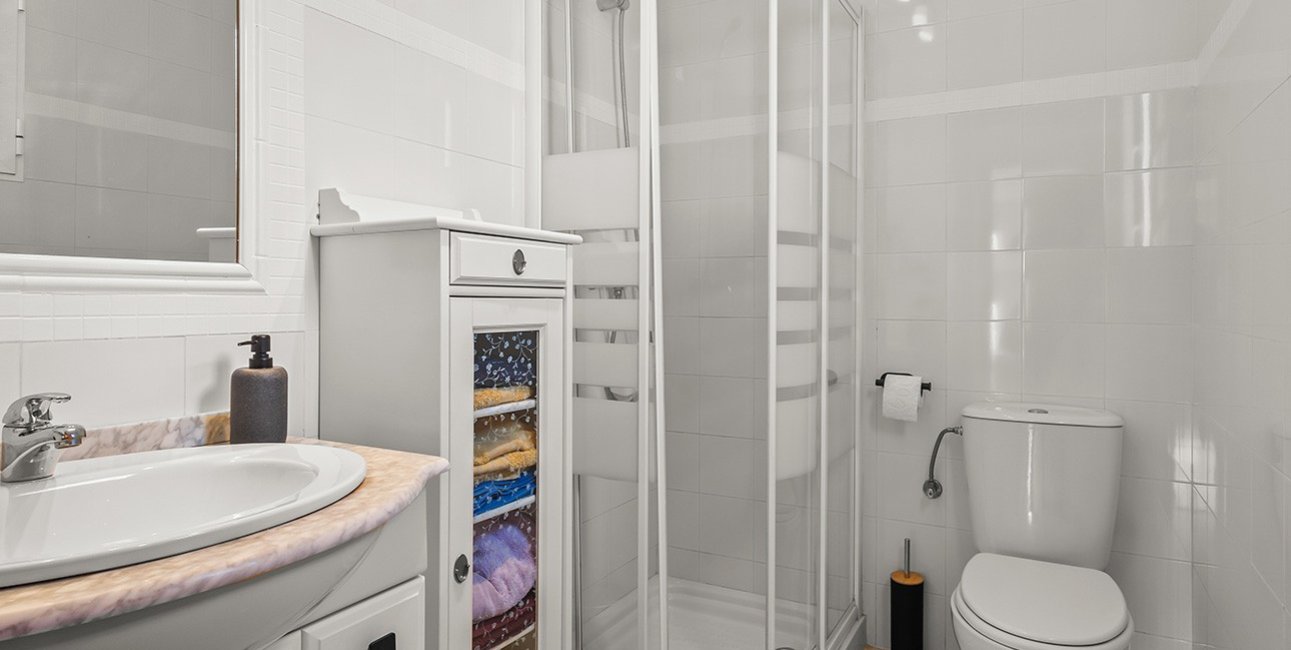 Resale - Villa -
Pilar de la Horadada - Pueblo Latino