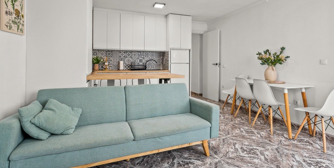 Resale - Apartment / flat -
Torrevieja - Playa del Cura