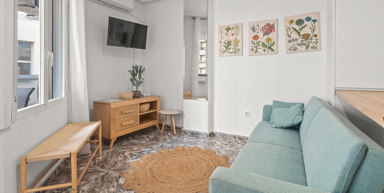 Resale - Apartment / flat -
Torrevieja - Playa del Cura