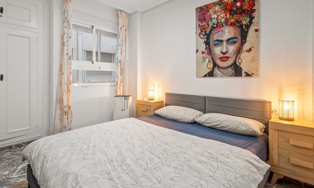 Resale - Apartment / flat -
Torrevieja - Playa del Cura