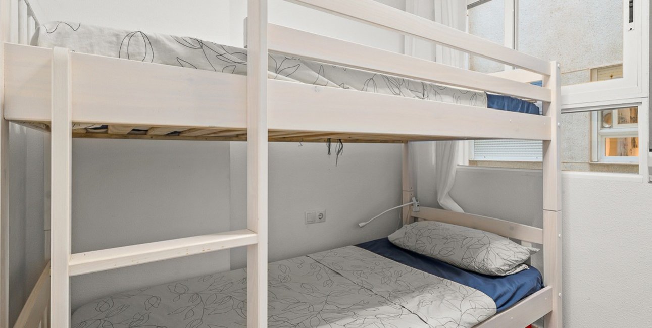 Resale - Apartment / flat -
Torrevieja - Playa del Cura