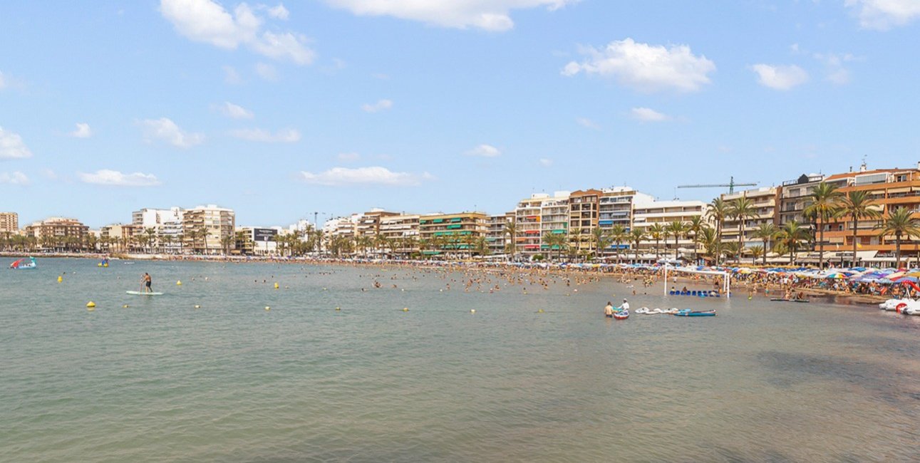 Resale - Apartment / flat -
Torrevieja - Playa del Cura