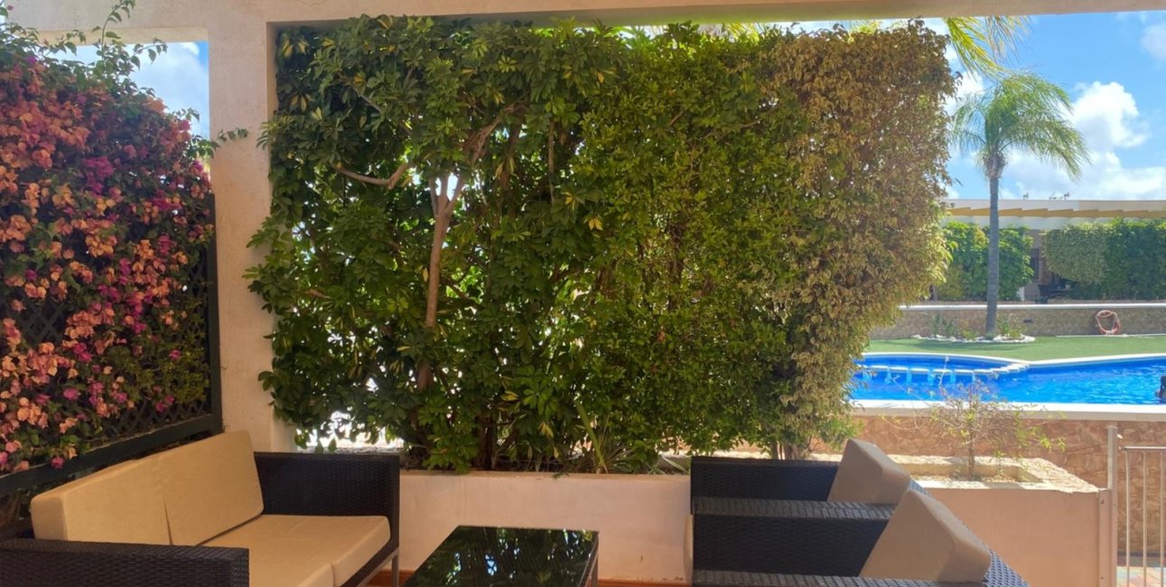 Resale - Townhouse -
Orihuela Costa - Mil Palmeras