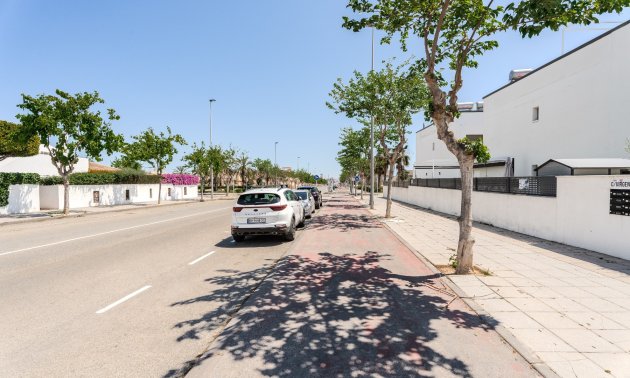 Reventa - Apartamento / piso -
Pilar de la Horadada - Torre de la Horadada