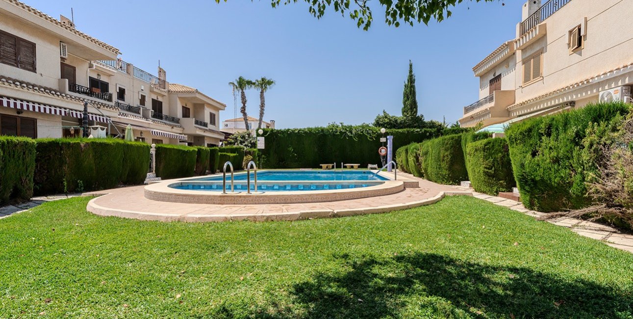 Resale - Townhouse -
Orihuela Costa - Playa Flamenca