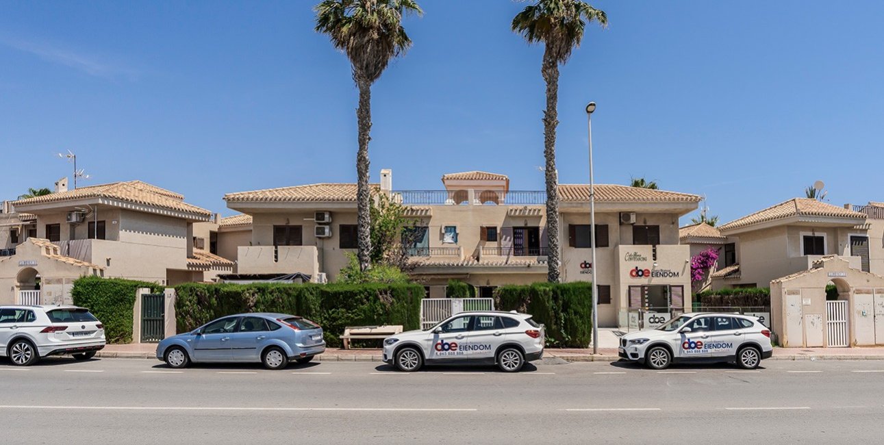 Resale - Townhouse -
Orihuela Costa - Playa Flamenca