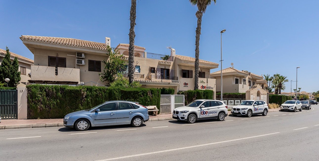 Resale - Townhouse -
Orihuela Costa - Playa Flamenca