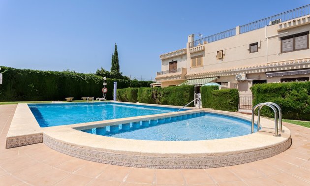 Resale - Townhouse -
Orihuela Costa - Playa Flamenca