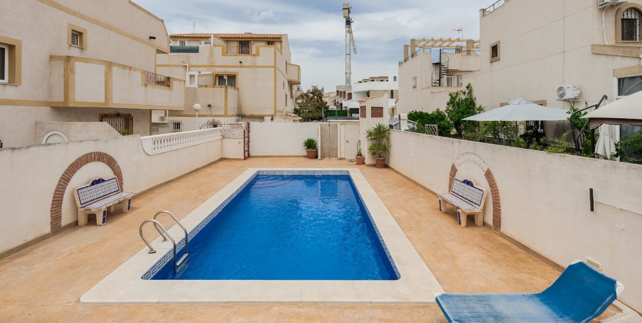 Resale - Townhouse -
Orihuela Costa - Los Altos