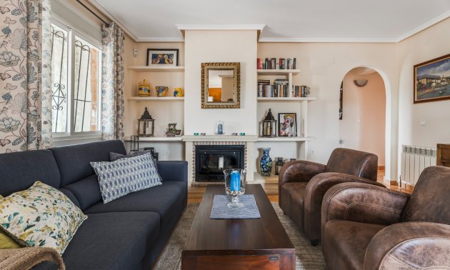 Reventa - Villa -
Gran Alacant - Monte y Mar