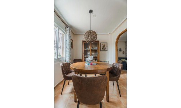 Reventa - Villa -
Gran Alacant - Monte y Mar