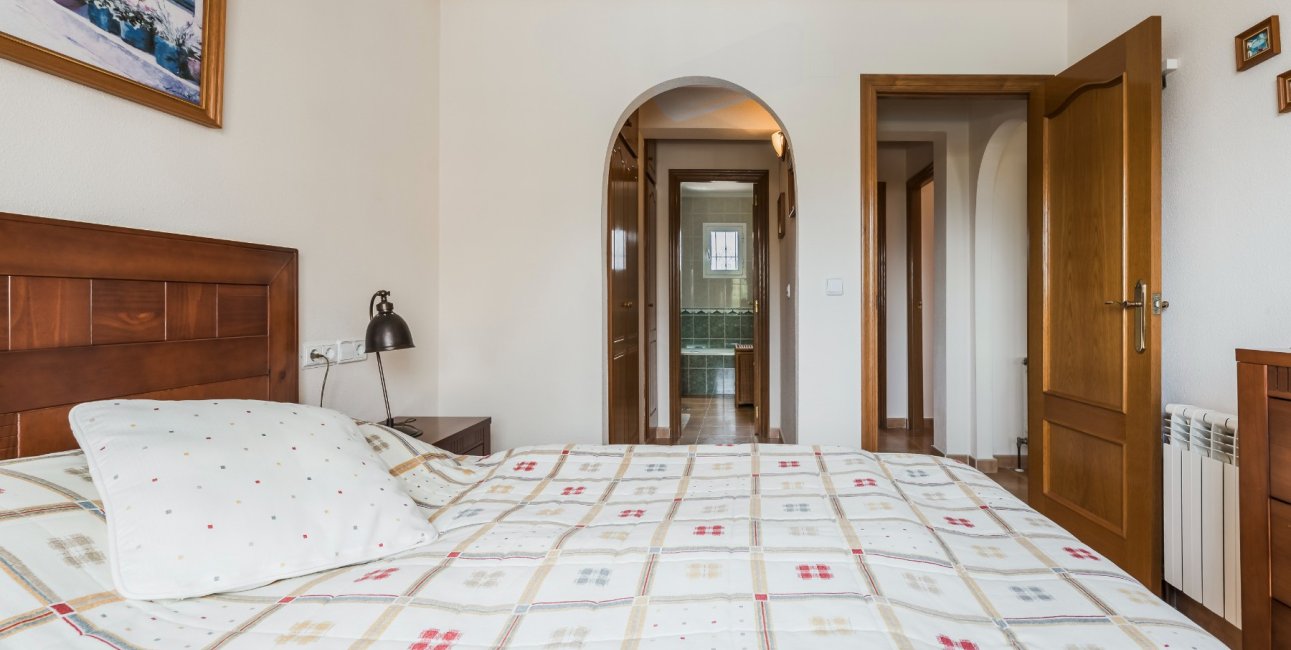 Reventa - Villa -
Gran Alacant - Monte y Mar