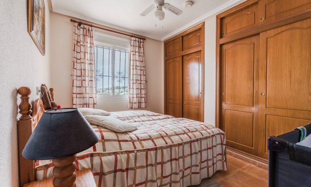 Reventa - Villa -
Gran Alacant - Monte y Mar