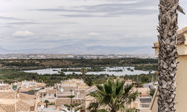 Reventa - Villa -
Gran Alacant - Monte y Mar