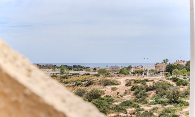 Reventa - Villa -
Gran Alacant - Monte y Mar