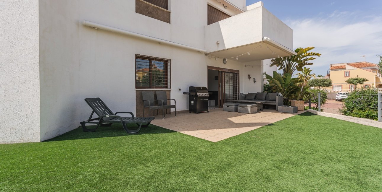 Resale - Apartment / flat -
Orihuela Costa - La Zenia