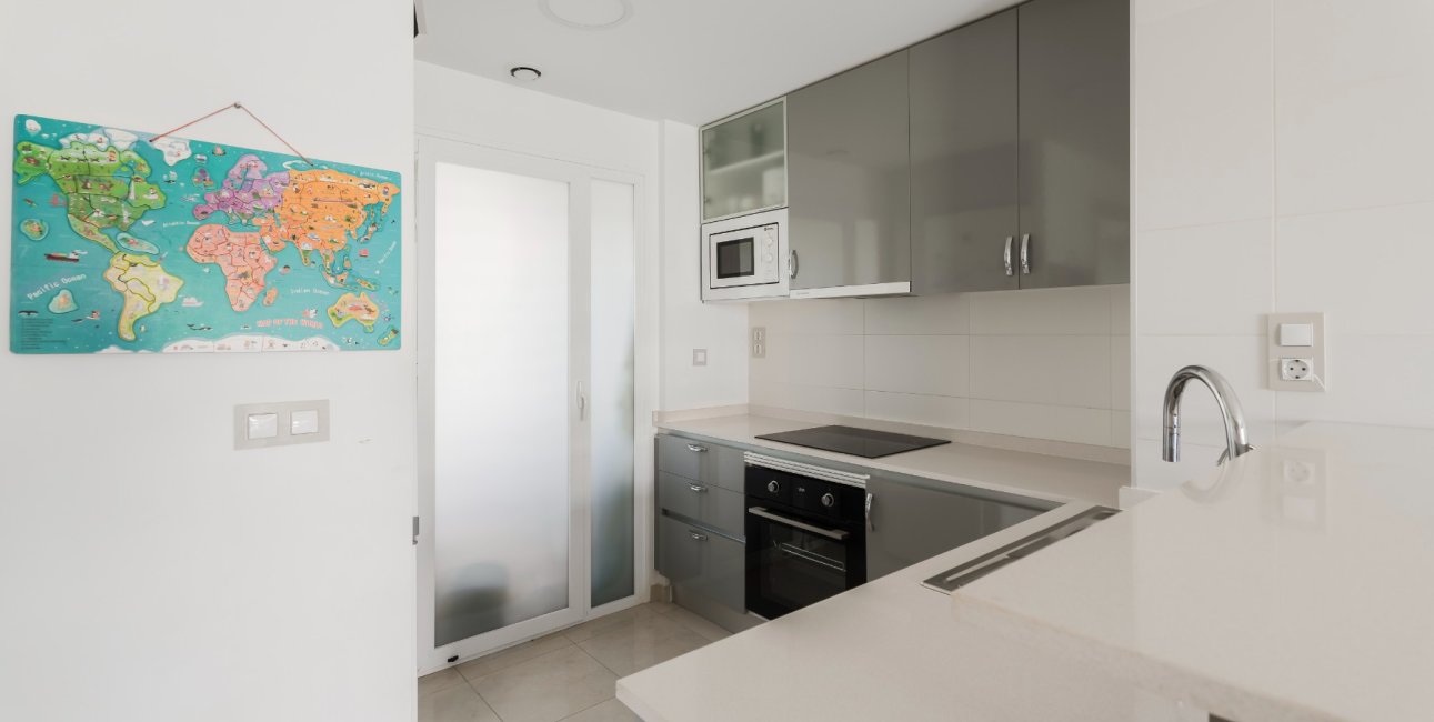 Resale - Apartment / flat -
Orihuela Costa - La Zenia