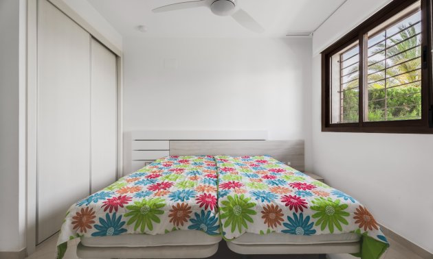 Resale - Apartment / flat -
Orihuela Costa - La Zenia