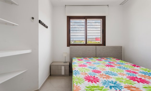 Resale - Apartment / flat -
Orihuela Costa - La Zenia