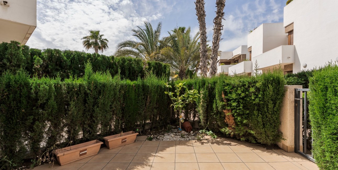 Resale - Apartment / flat -
Orihuela Costa - La Zenia