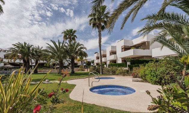 Resale - Apartment / flat -
Orihuela Costa - La Zenia
