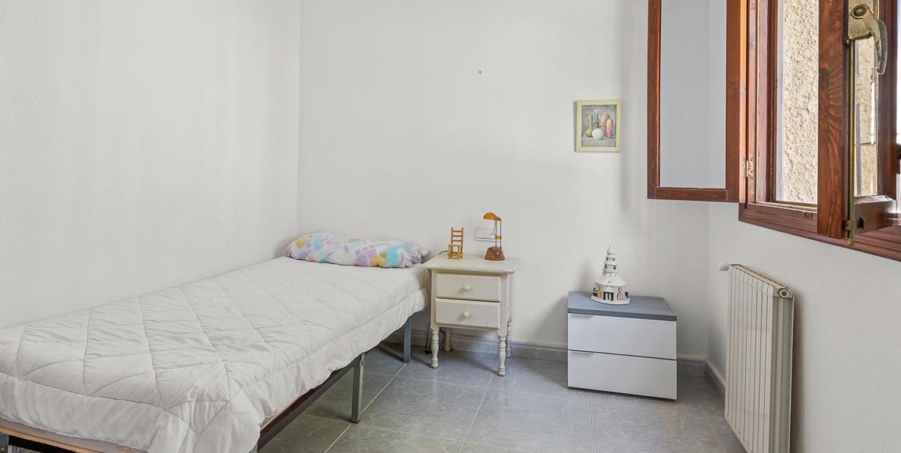 Resale - Villa -
Orihuela Costa - Res. Las Filipinas