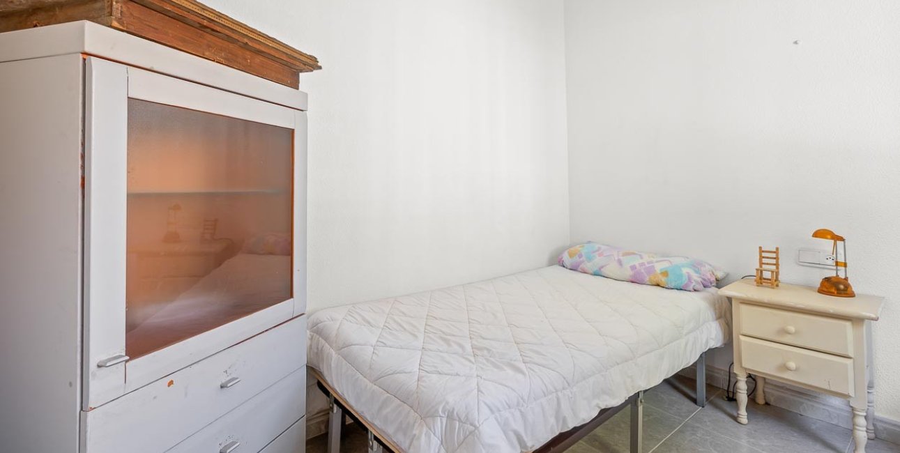 Resale - Villa -
Orihuela Costa - Res. Las Filipinas