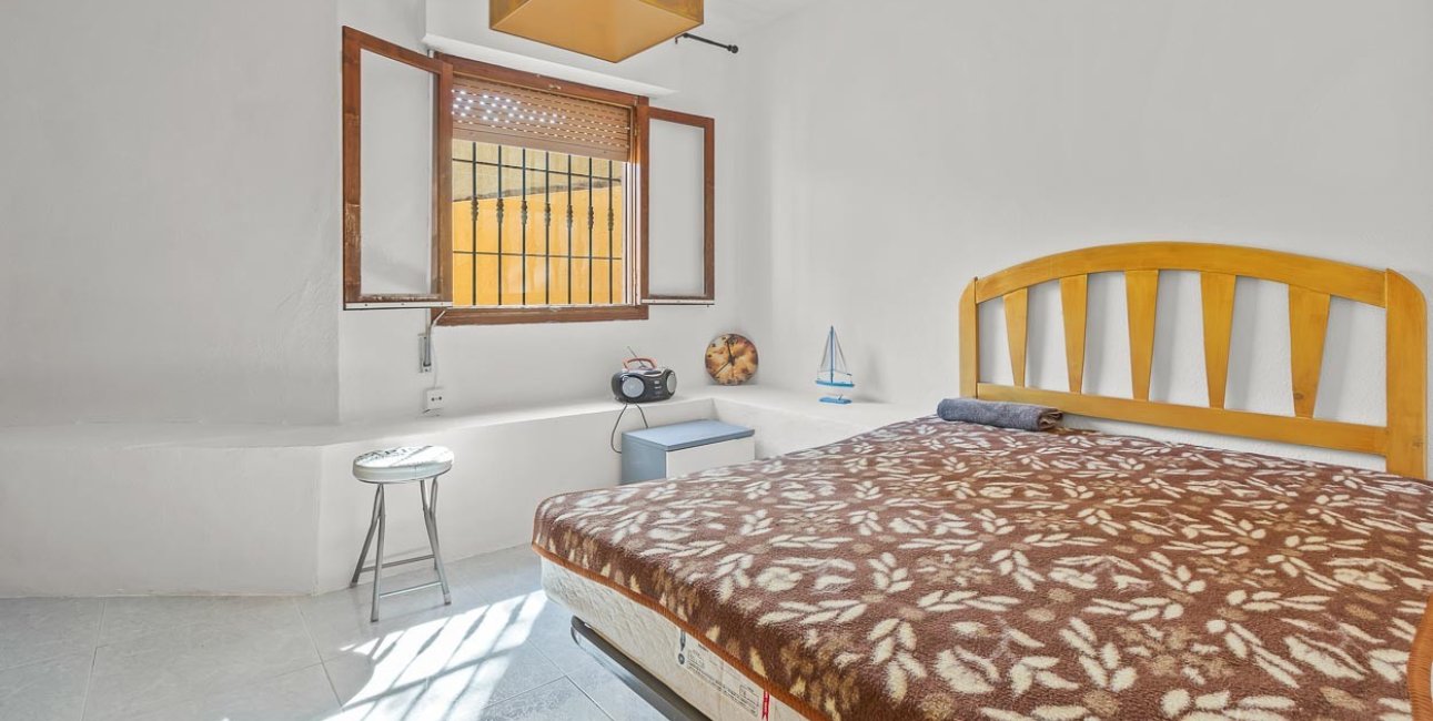 Resale - Villa -
Orihuela Costa - Res. Las Filipinas