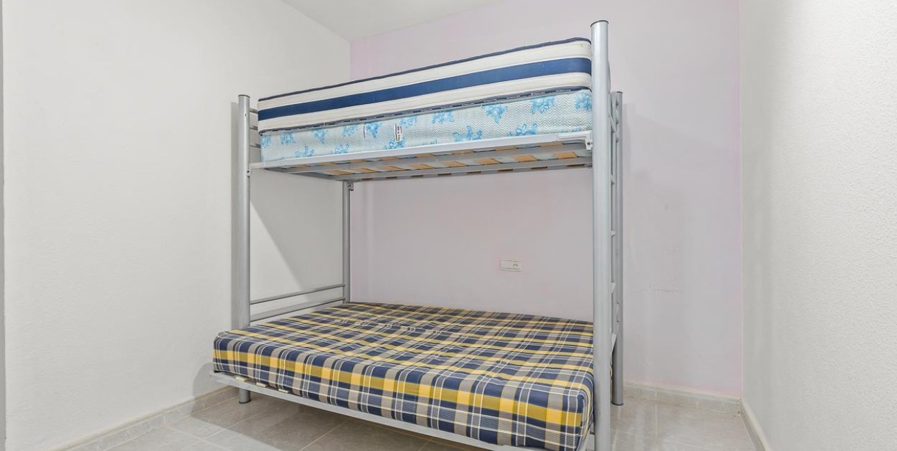 Resale - Villa -
Orihuela Costa - Res. Las Filipinas