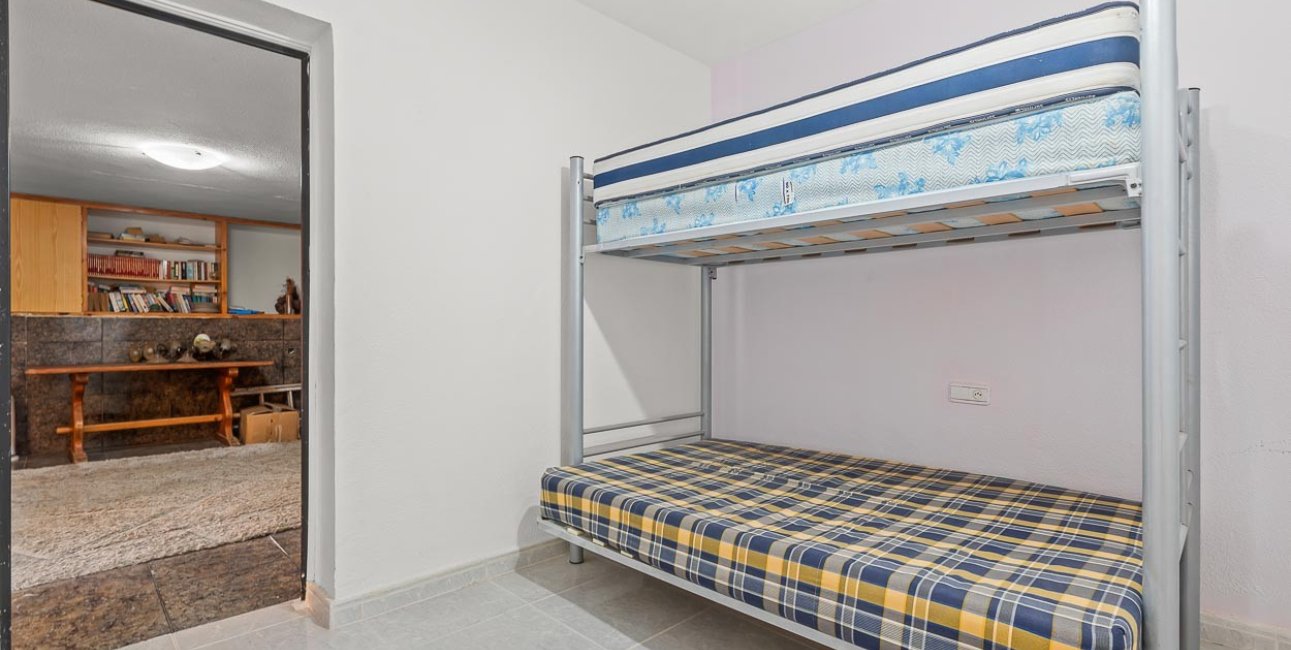 Resale - Villa -
Orihuela Costa - Res. Las Filipinas