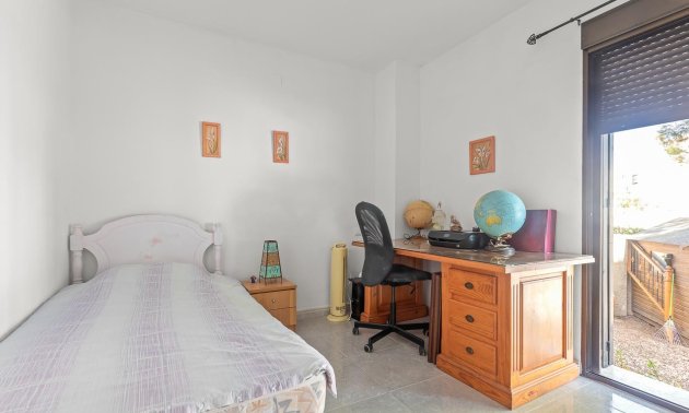 Resale - Villa -
Orihuela Costa - Res. Las Filipinas