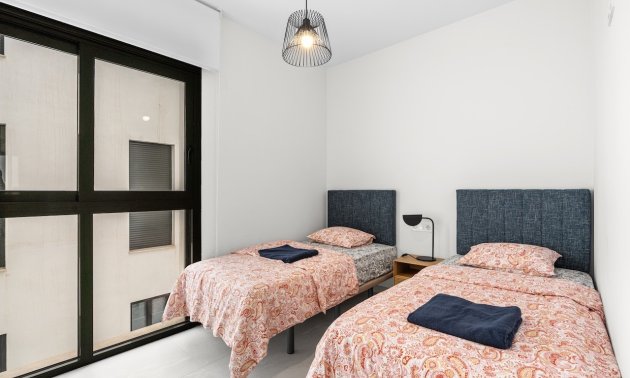 Resale - Apartment / flat -
Torrevieja - Playa del Cura