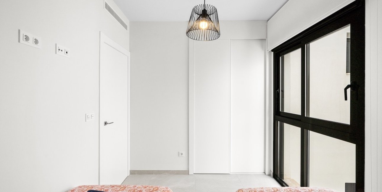 Resale - Apartment / flat -
Torrevieja - Playa del Cura