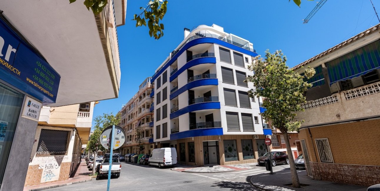 Resale - Apartment / flat -
Torrevieja - Playa del Cura
