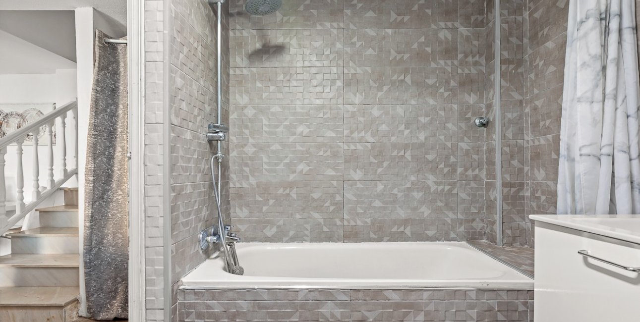 Reventa - Villa -
Orihuela Costa - Playa Flamenca