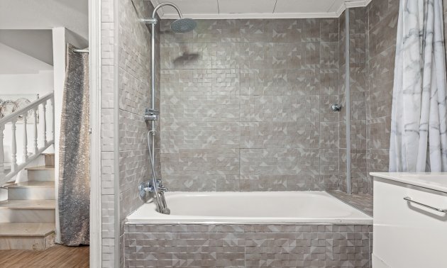 Reventa - Villa -
Orihuela Costa - Playa Flamenca