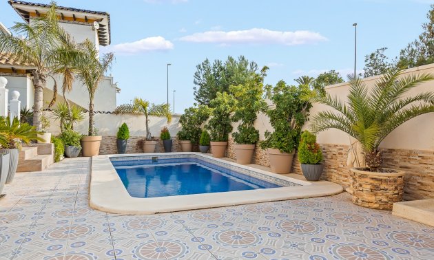 Reventa - Villa -
Orihuela Costa - Playa Flamenca