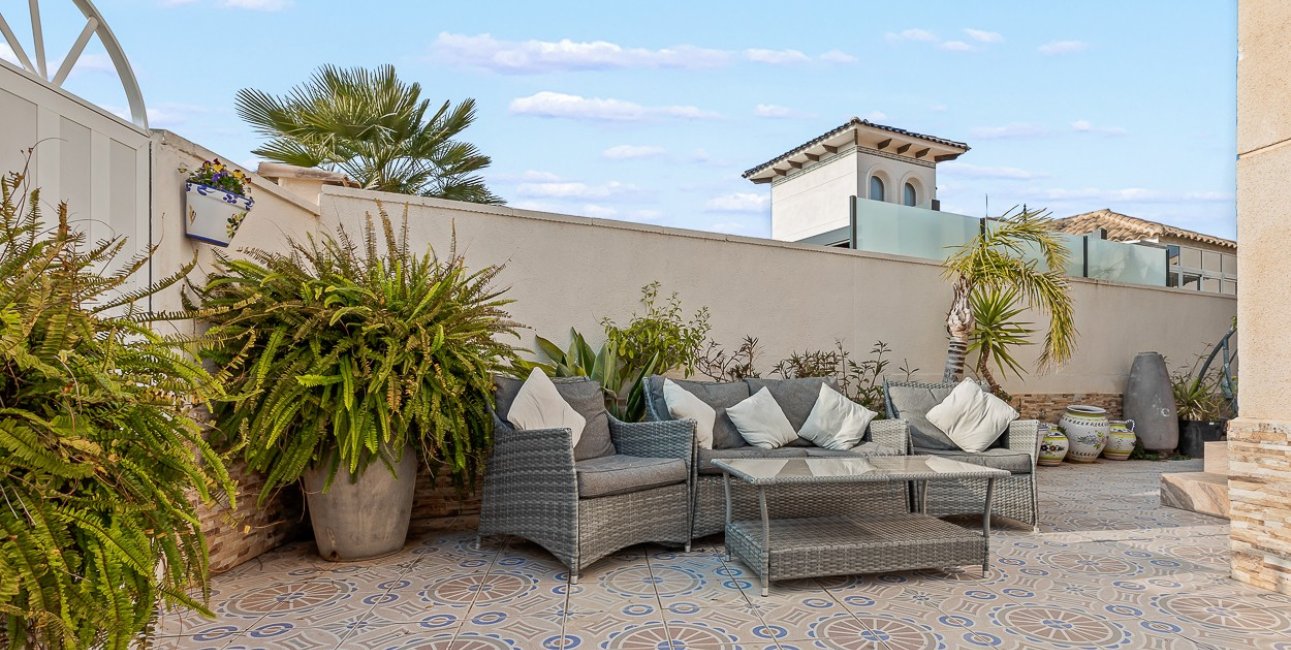 Reventa - Villa -
Orihuela Costa - Playa Flamenca