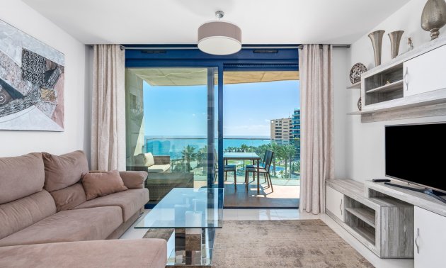 Resale - Apartment / flat -
Orihuela Costa - Punta Prima