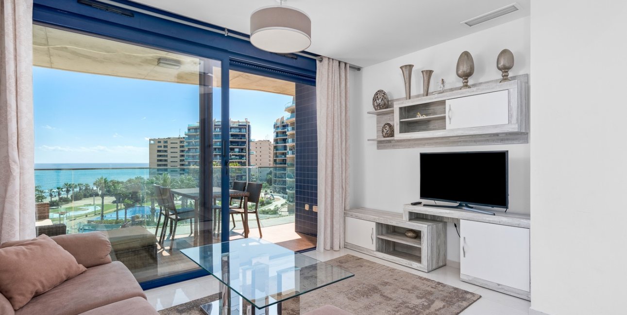 Resale - Apartment / flat -
Orihuela Costa - Punta Prima