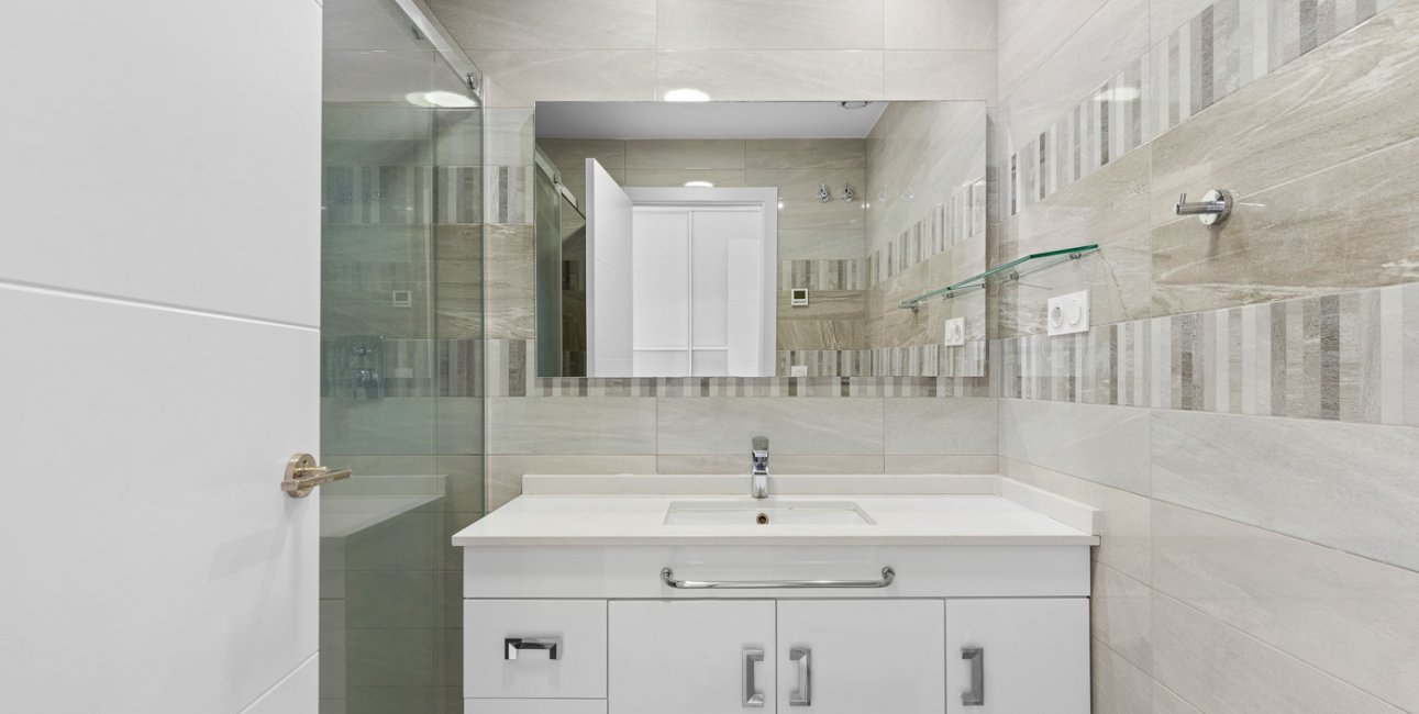 Resale - Apartment / flat -
Orihuela Costa - Punta Prima